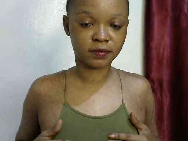 Miss-riri webcam