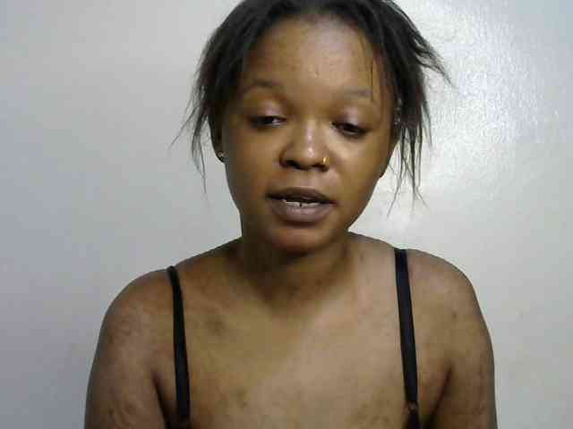 Miss-riri webcam