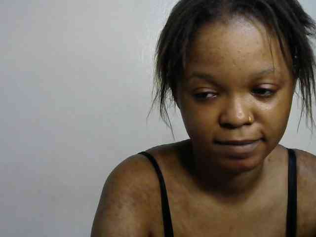 Miss-riri webcam