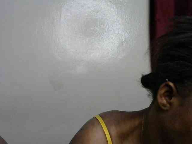 Miss-riri webcam
