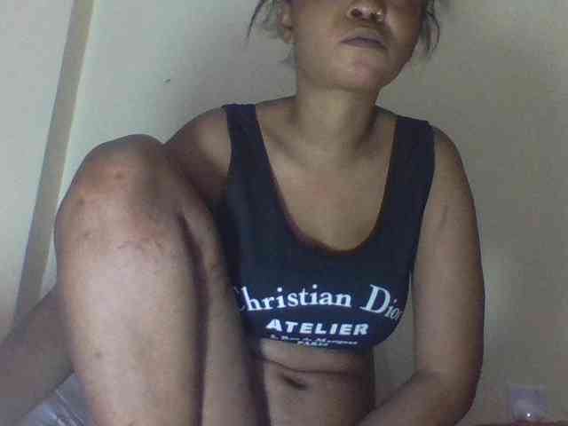 Miss-riri webcam