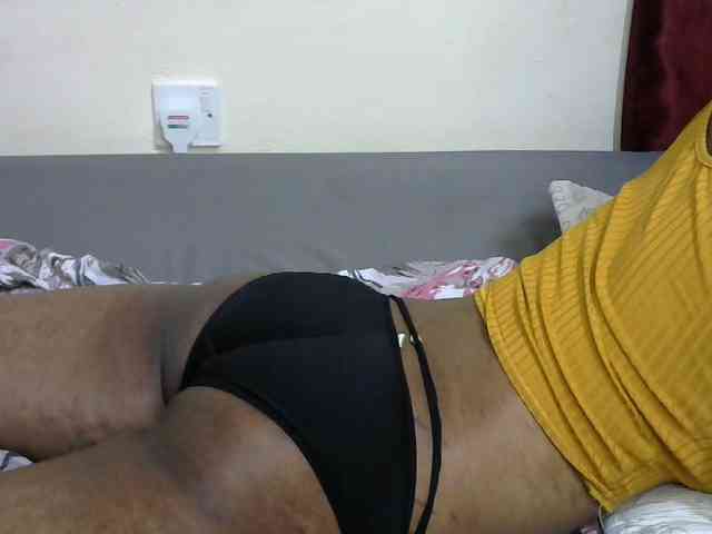 Miss-riri webcam