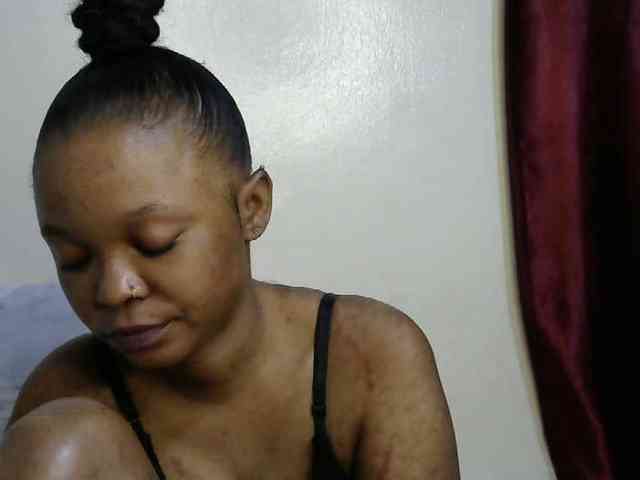 Miss-riri webcam