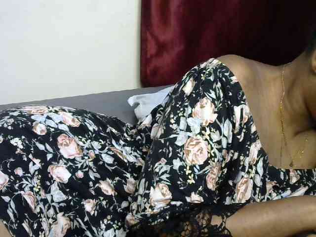 Miss-riri webcam