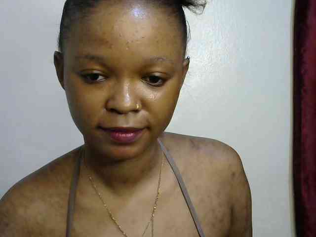 Miss-riri webcam