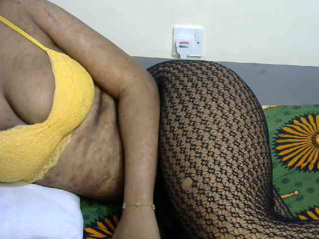 Miss-riri webcam