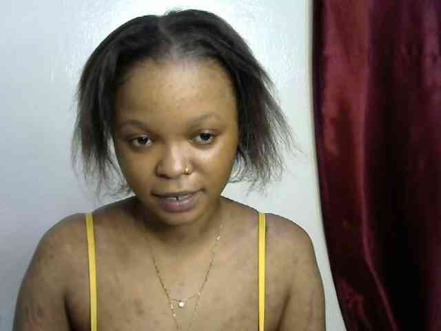 Miss-riri webcam