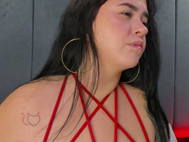 VictoriaRossy's BongaCams show and profile