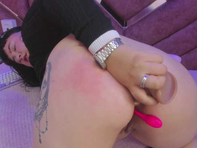 VictoriaRossy's BongaCams show and profile