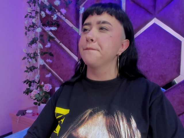 VictoriaRossy's BongaCams show and profile