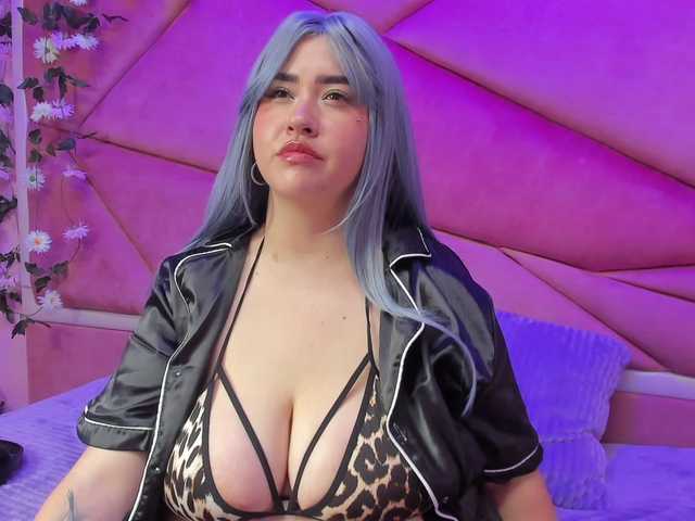 VictoriaRossy from BongaCams is Freechat