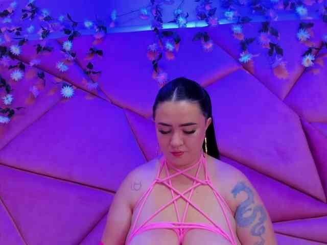 VictoriaRossy webcam