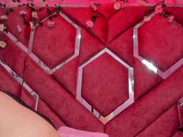 VictoriaRossy Live Webcam on BongaCams