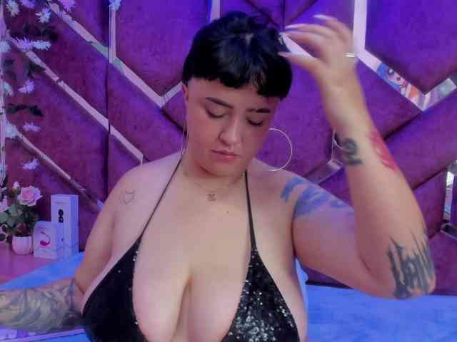 VictoriaRossy webcam