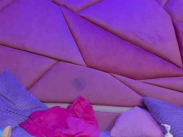 VictoriaRossy webcam