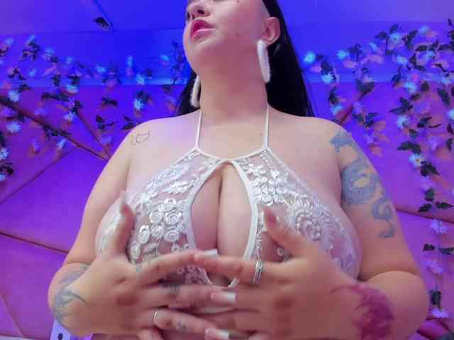 VictoriaRossy webcam