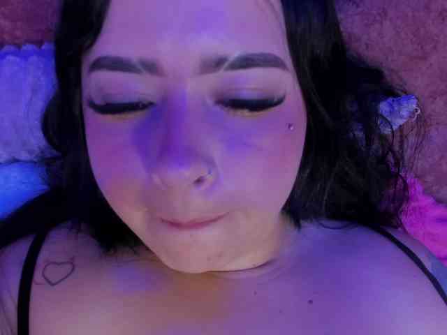 VictoriaRossy webcam