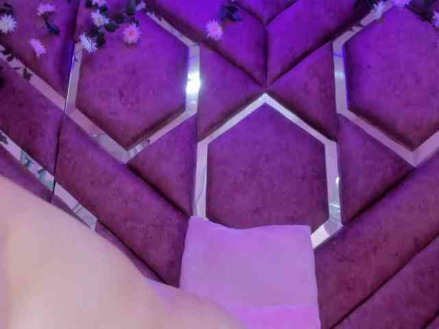 VictoriaRossy webcam