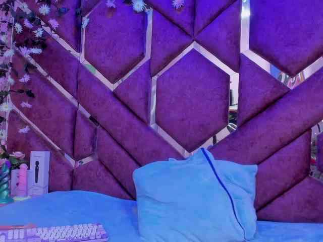 VictoriaRossy webcam