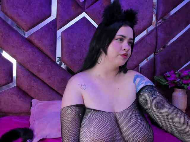 VictoriaRossy webcam