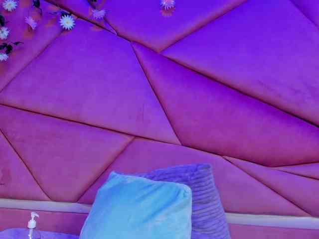 VictoriaRossy webcam