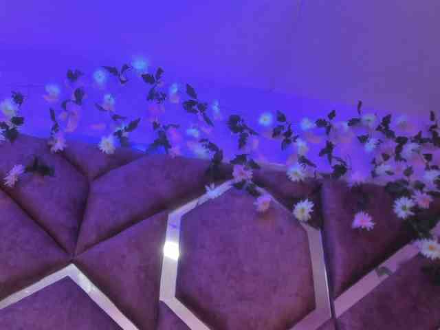 VictoriaRossy webcam