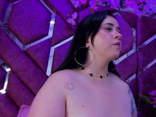 VictoriaRossy webcam