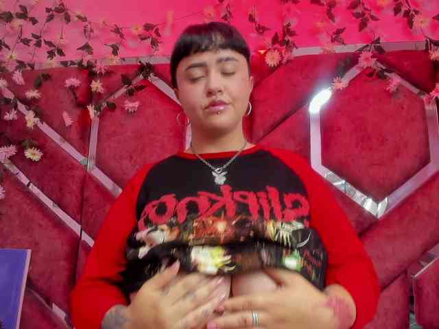 VictoriaRossy webcam