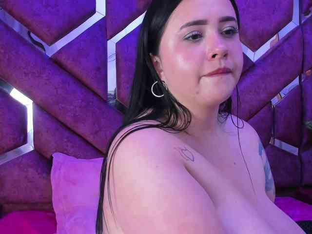 VictoriaRossy webcam