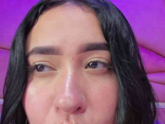 VictoriaRossy webcam