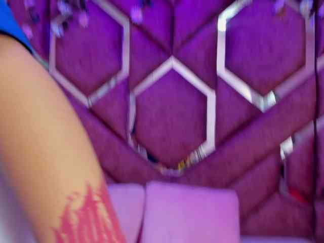 VictoriaRossy webcam