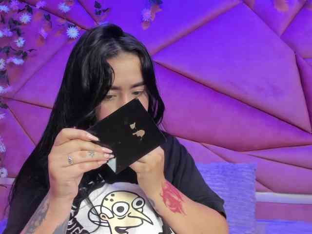 VictoriaRossy webcam