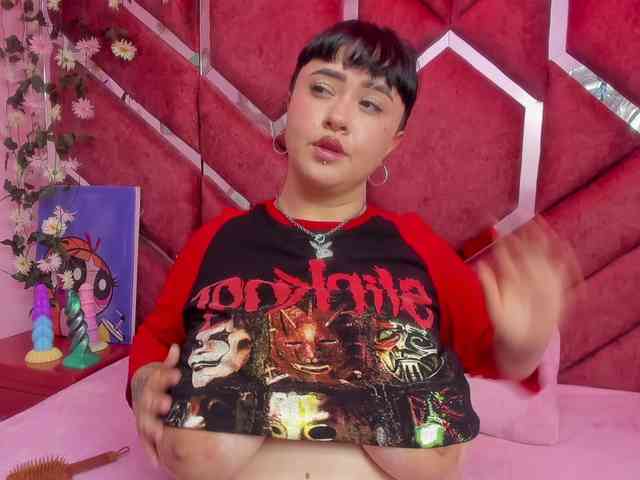 VictoriaRossy webcam