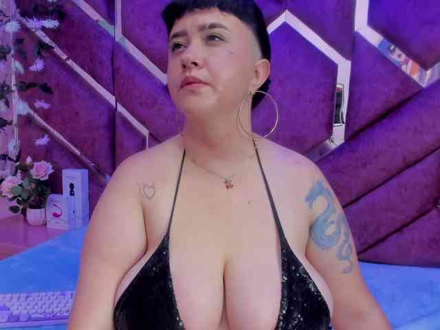 VictoriaRossy webcam