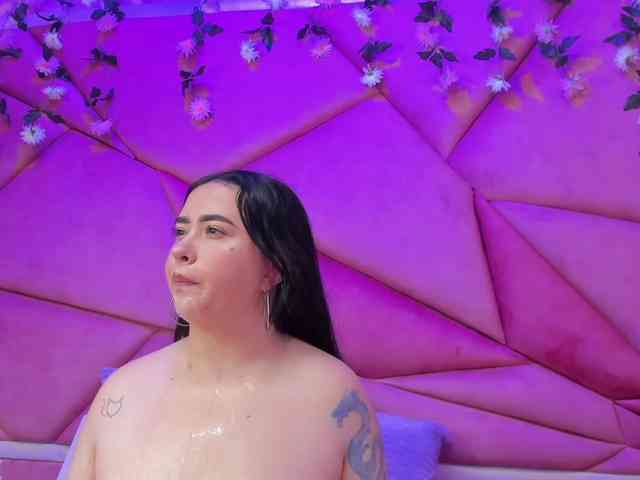 VictoriaRossy webcam