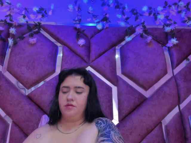 VictoriaRossy webcam