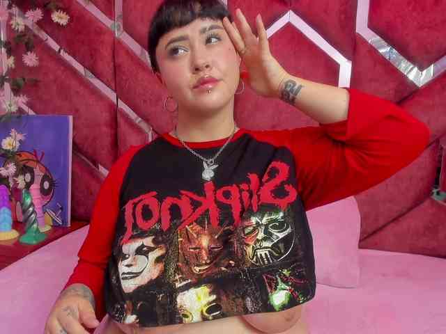 VictoriaRossy webcam