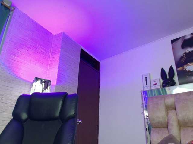 DakotaRobbins from BongaCams