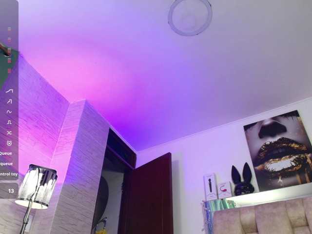 DakotaRobbins webcam