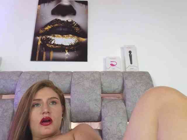 DakotaRobbins webcam