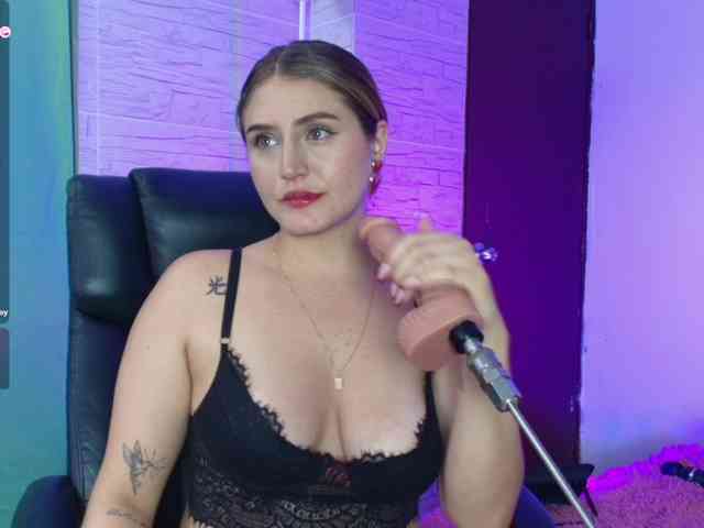 DakotaRobbins DakotaRobbins