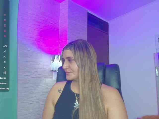 DakotaRobbins DakotaRobbins