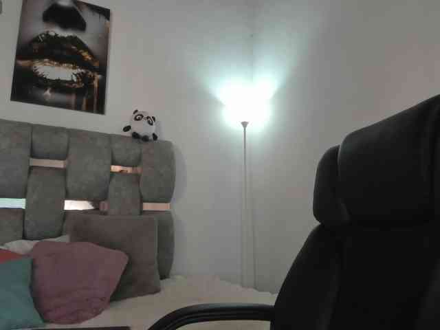 DakotaRobbins webcam