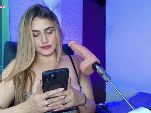 DakotaRobbins webcam