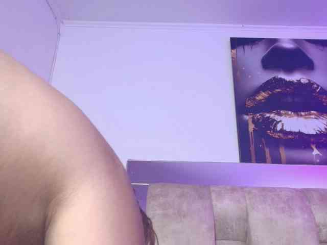 DakotaRobbins webcam