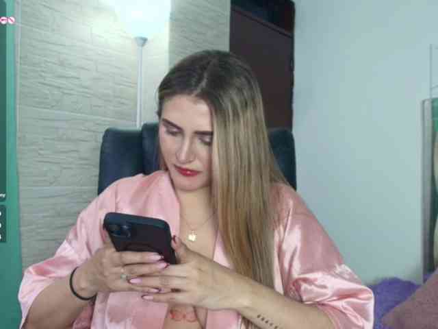 DakotaRobbins webcam