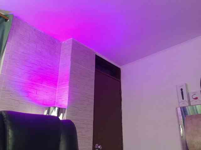 DakotaRobbins webcam