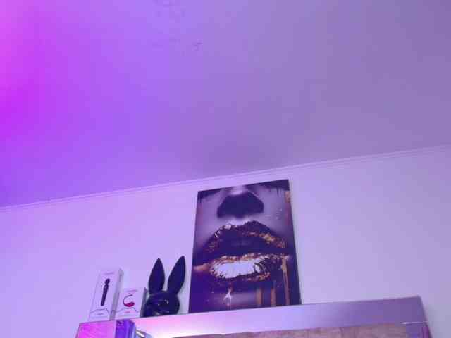 DakotaRobbins webcam