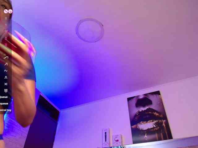 DakotaRobbins webcam