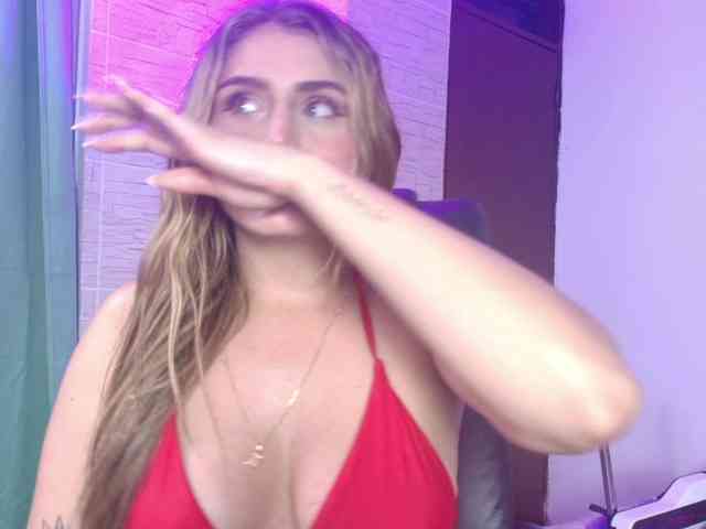 DakotaRobbins webcam